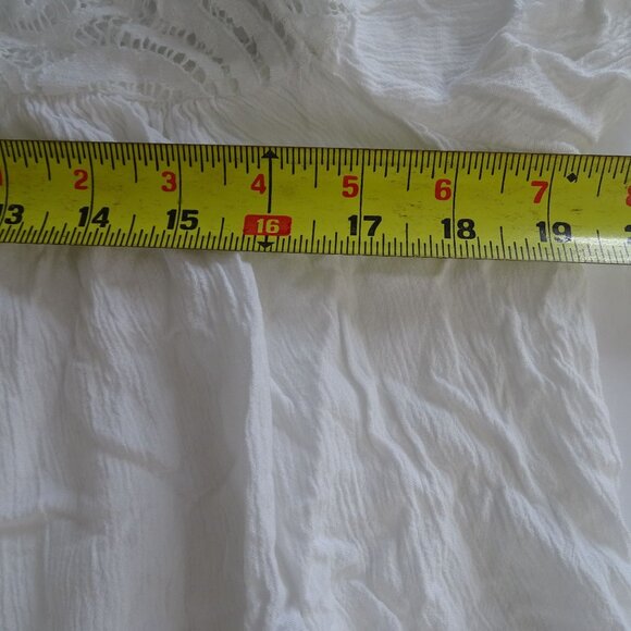 a.n.a. A New Day White Cold Shoulder Lace Yoke Top Women Size M Semi-sheer - Picture 7 of 8